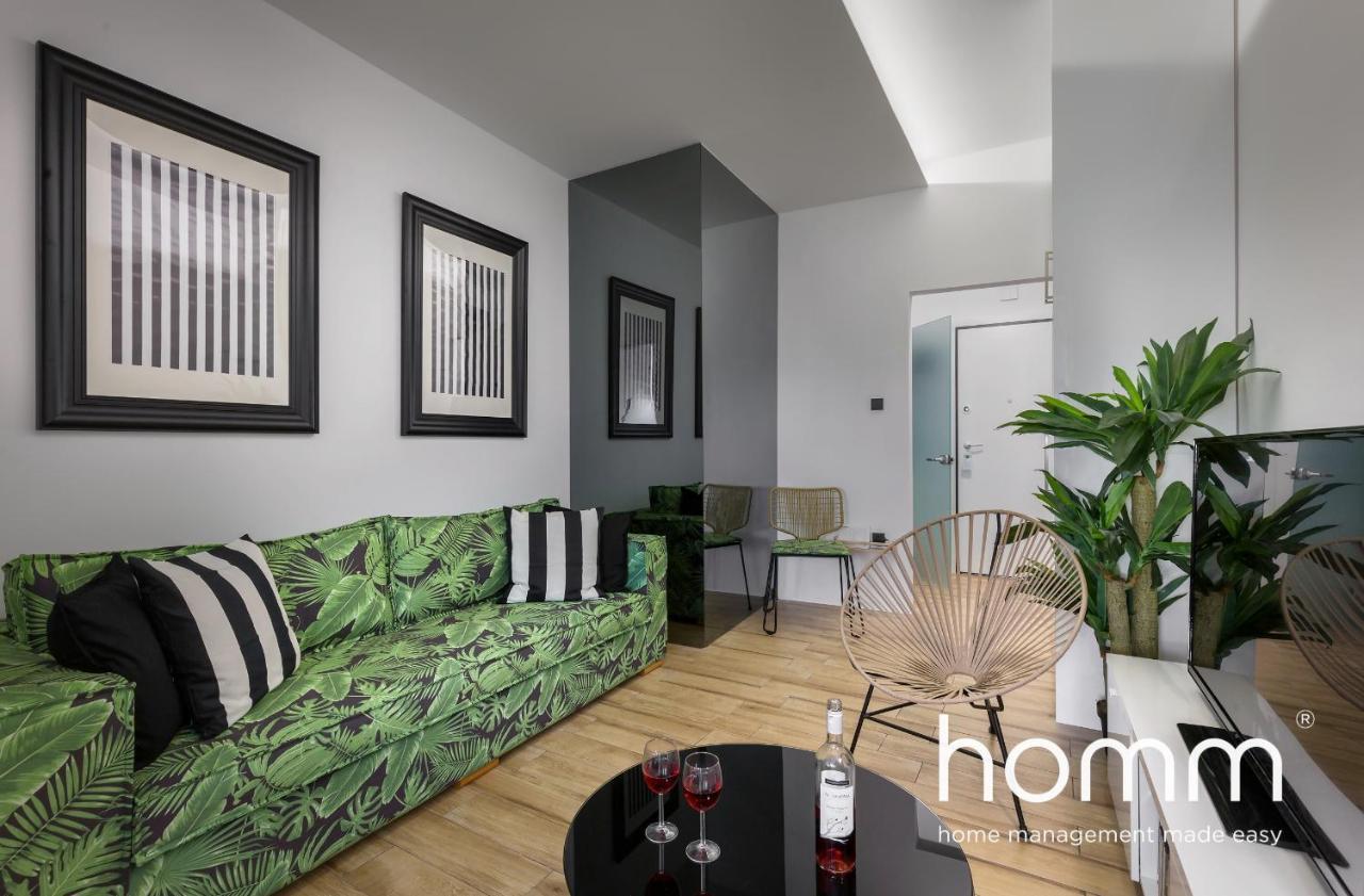 35M² Homm Impressive Apartment In Атина Екстериор снимка