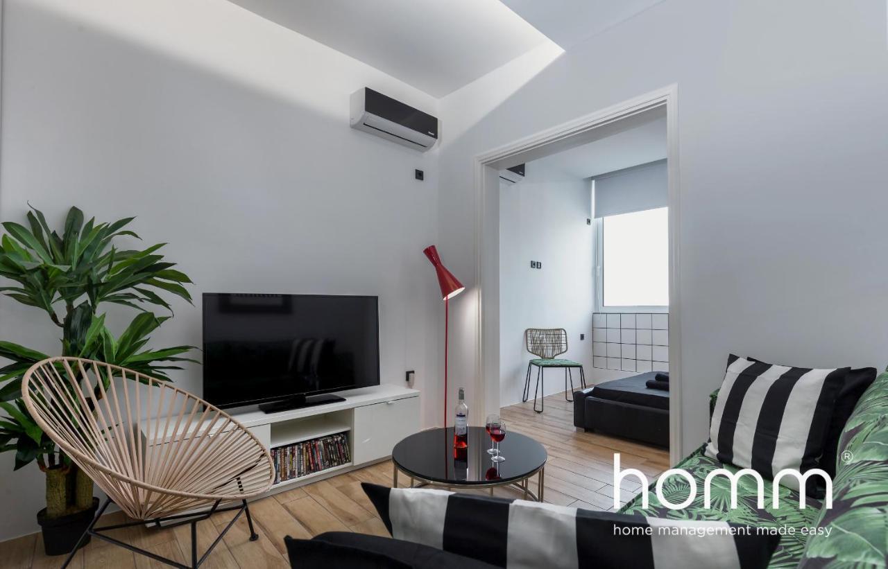 35M² Homm Impressive Apartment In Атина Екстериор снимка